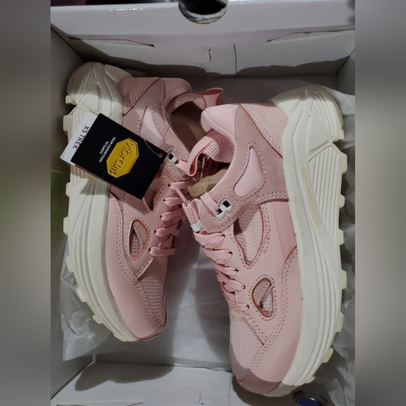 NWT sz 6 $225 Brandblack track sneakers - Picture 1 of 4